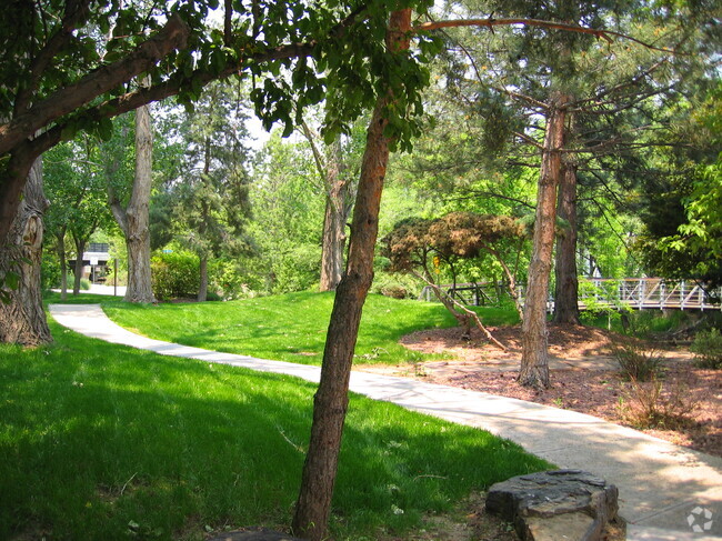 Building Photo - 2859 Shadow Creek Dr