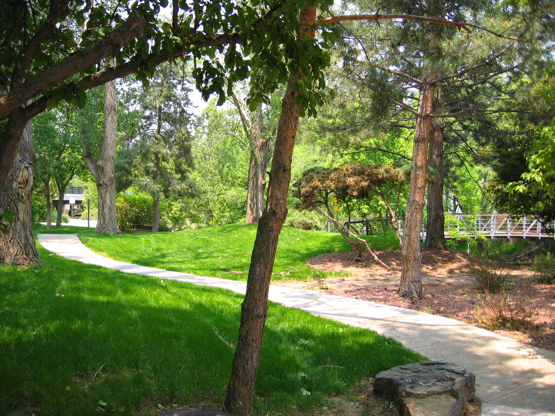 Foto principal - 2859 Shadow Creek Dr