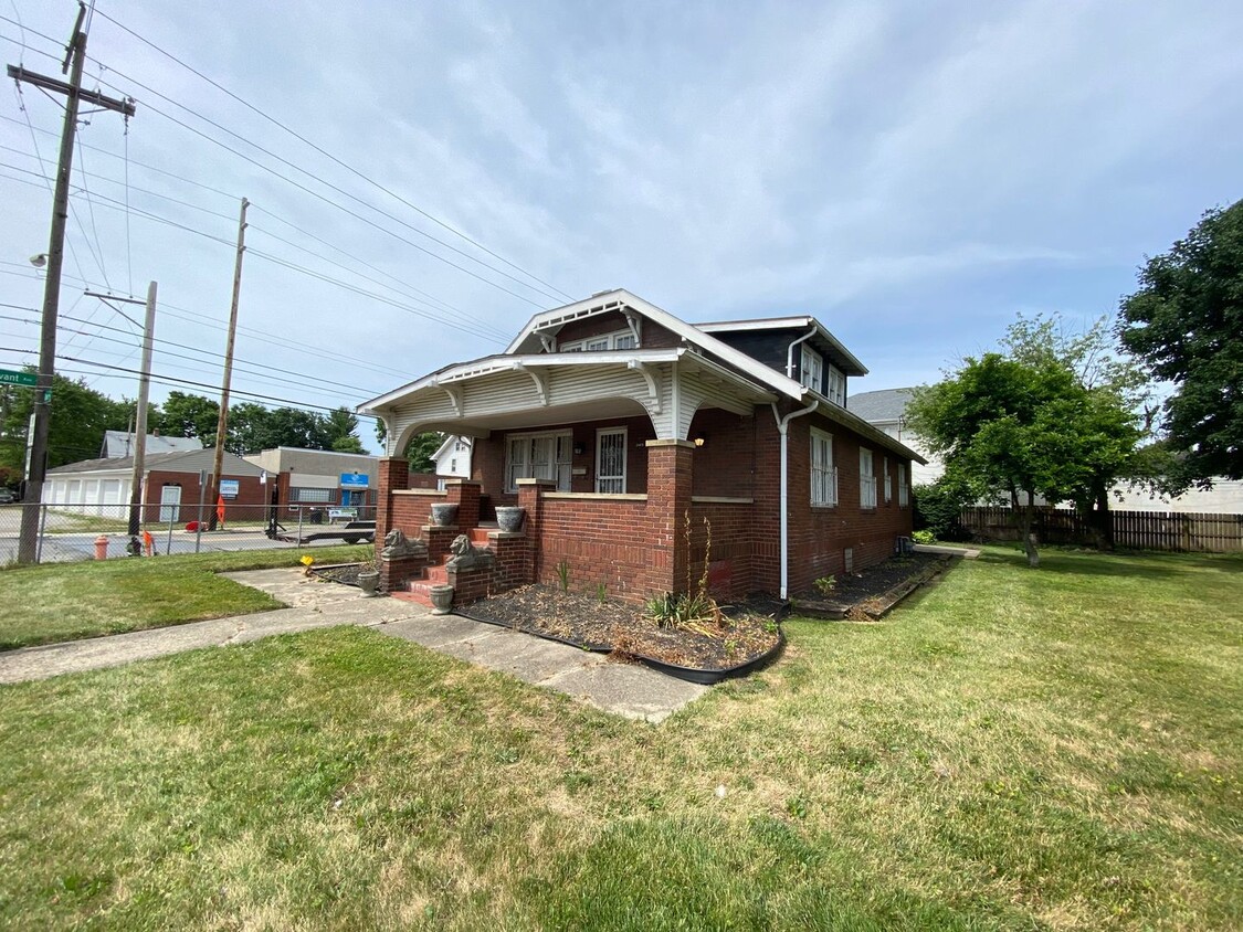 Primary Photo - Franklinton Area Single Family House