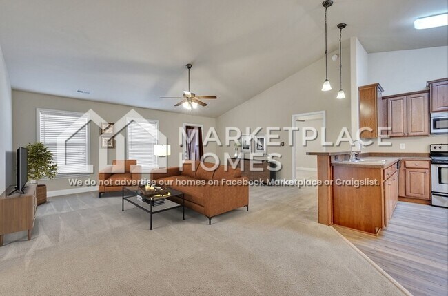 Foto del edificio - 220 Fields Pond Dr