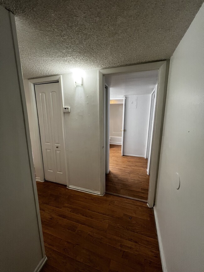 Building Photo - 2518 N Alafaya Trail
