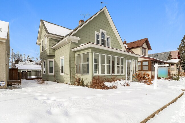 Foto del edificio - 3824 36th Ave S