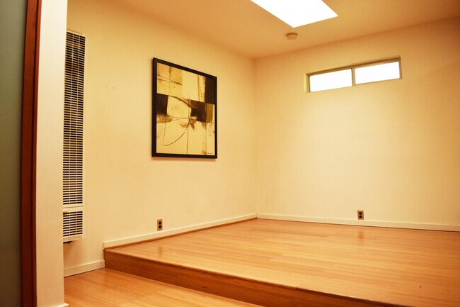 Foto del edificio - 3948 Alla Rd