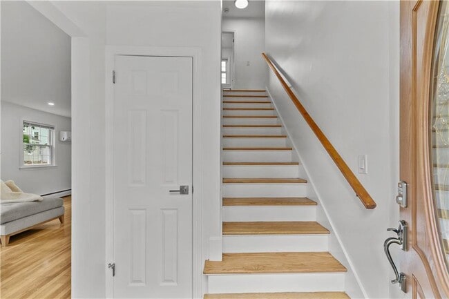 Building Photo - 12 Granada Ter