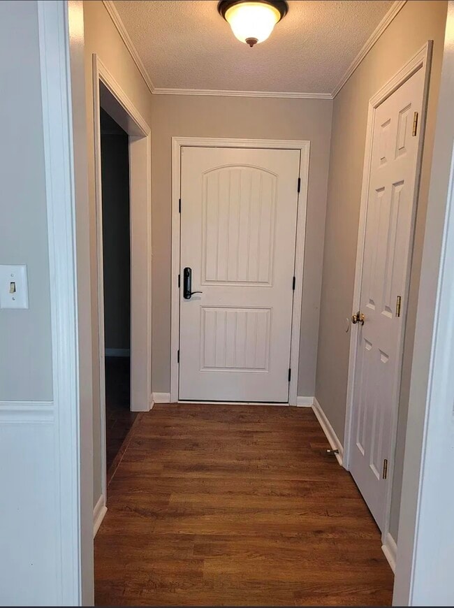 Foto del edificio - 714 Dandridge Dr