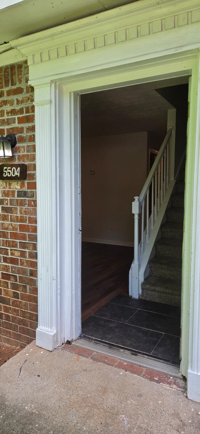 Photo - 5506 Estates Ct (Norcross, GA) House