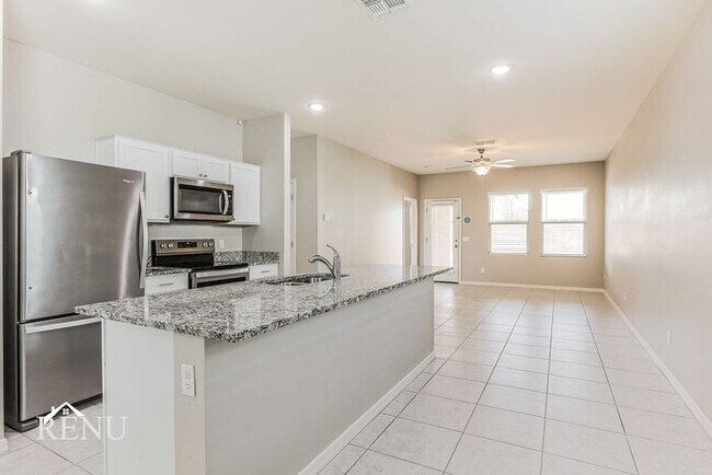 Foto del edificio - 35271 W San Capistrano Ave