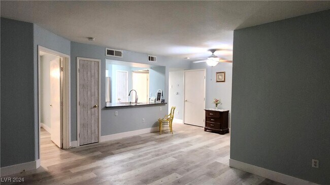 Building Photo - 2300 E Silverado Ranch Blvd