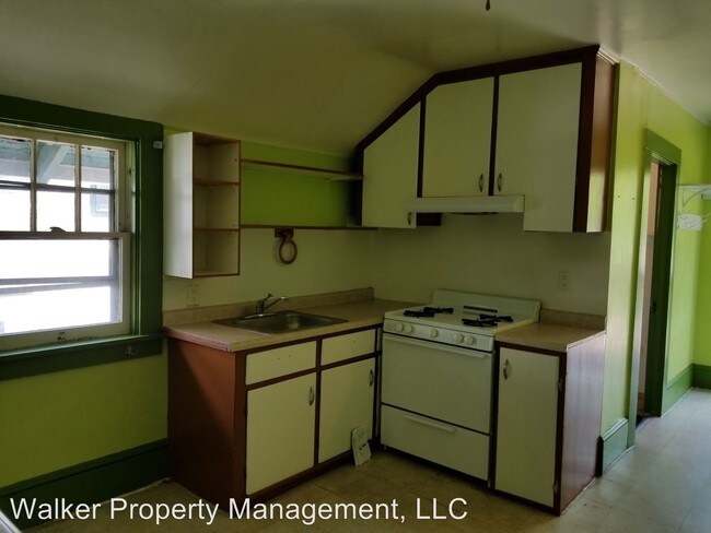 Foto del edificio - 633-635 Central Ave