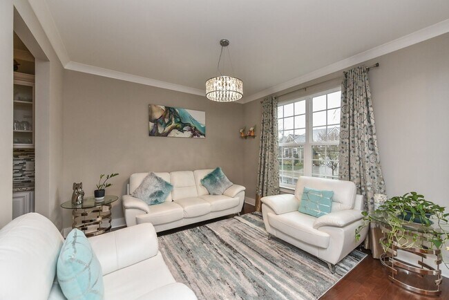 Foto del edificio - **LIKE NEW EXECUTIVE HOME IN PRESTIGIOUS H...