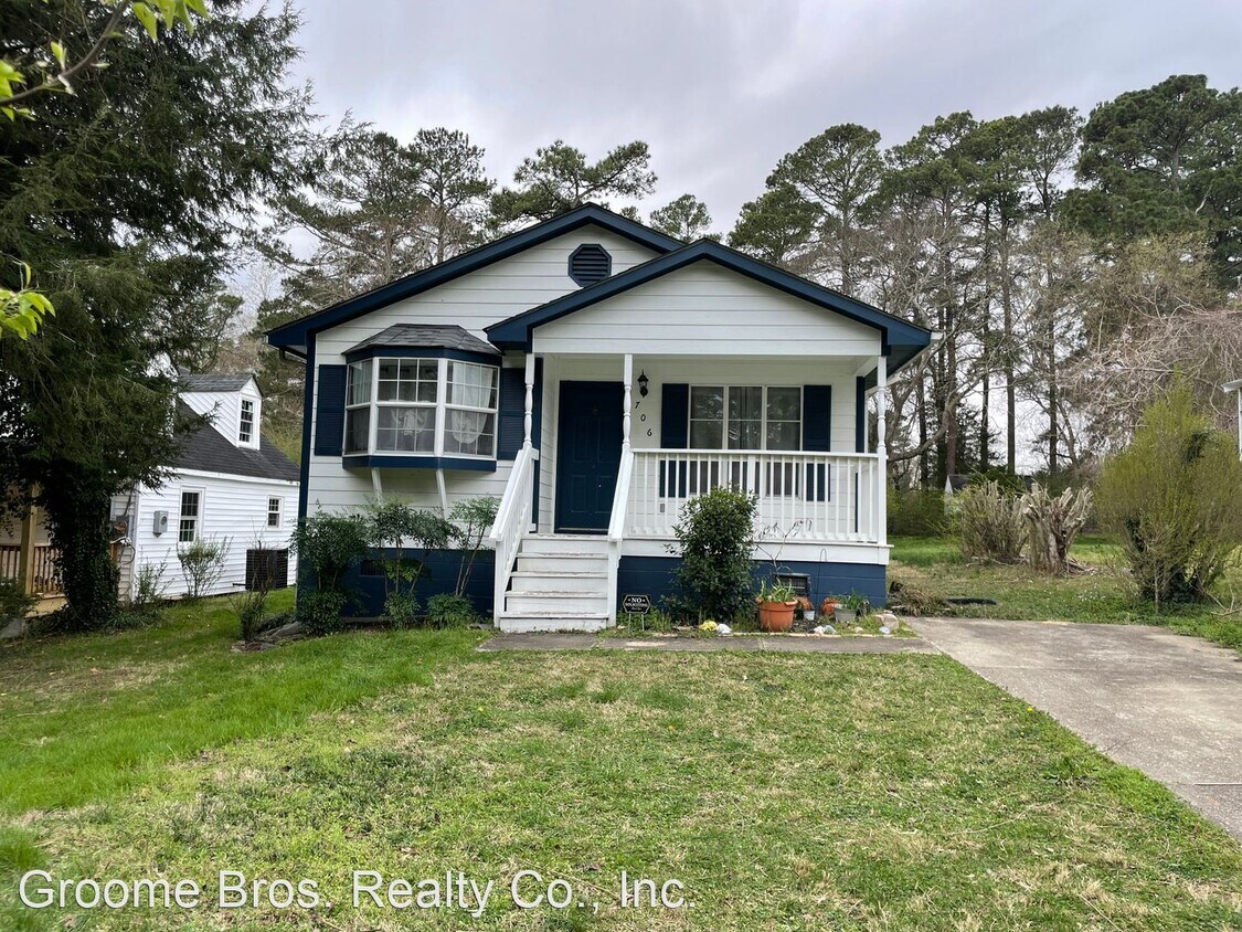 3 br, 2 bath House 706 N Henry St House for Rent in Williamsburg