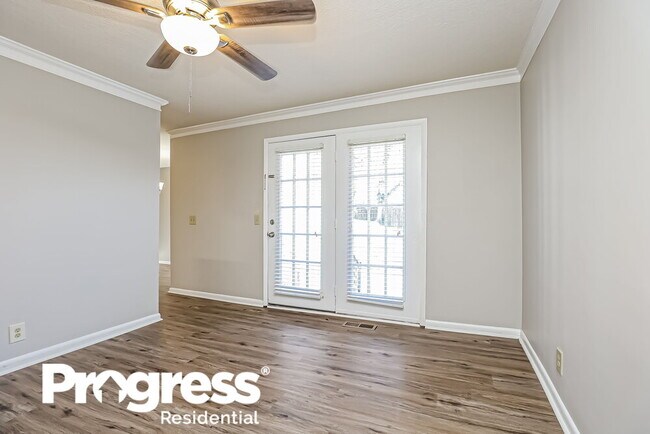 Building Photo - 110 Lynnhurst Cir