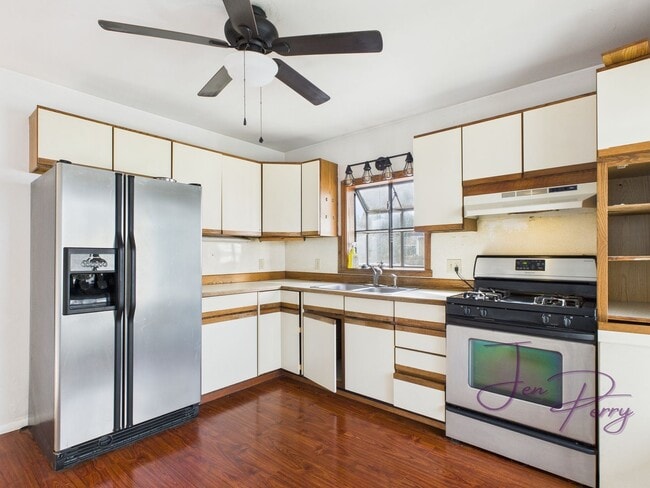 Foto del edificio - Two Bedroom One Bath House for Rent in Everson with Detached Garage