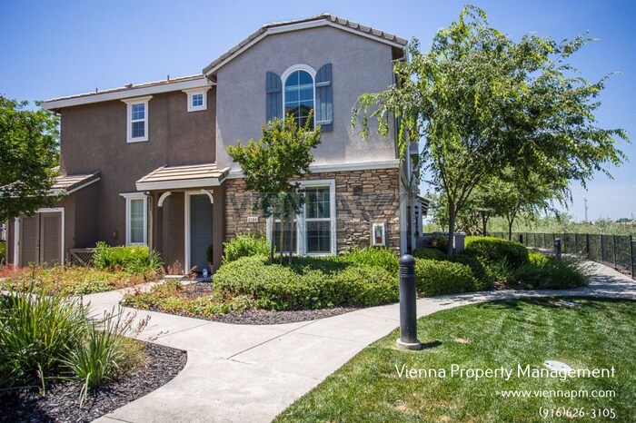 6184 Lonetree Blvd Rocklin Ca 95765 Townhouse For Rent In Rocklin Ca Apartments Com