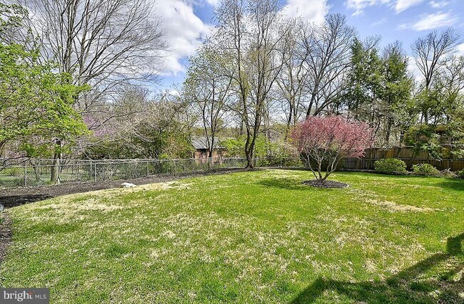 Foto del edificio - 7033 31st St NW