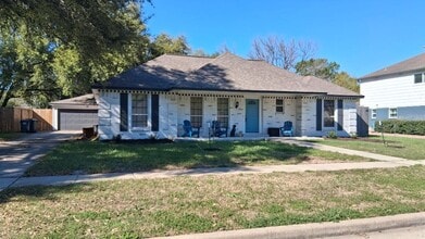 Building Photo - 16306 Congo Ln