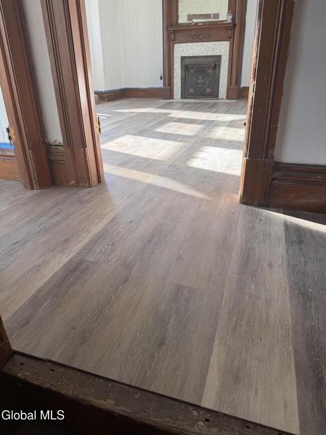 Foto del edificio - 850 Peoples Ave