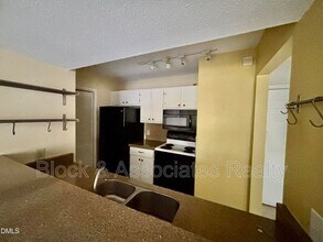 Building Photo - 3704 Chimney Ridge Pl