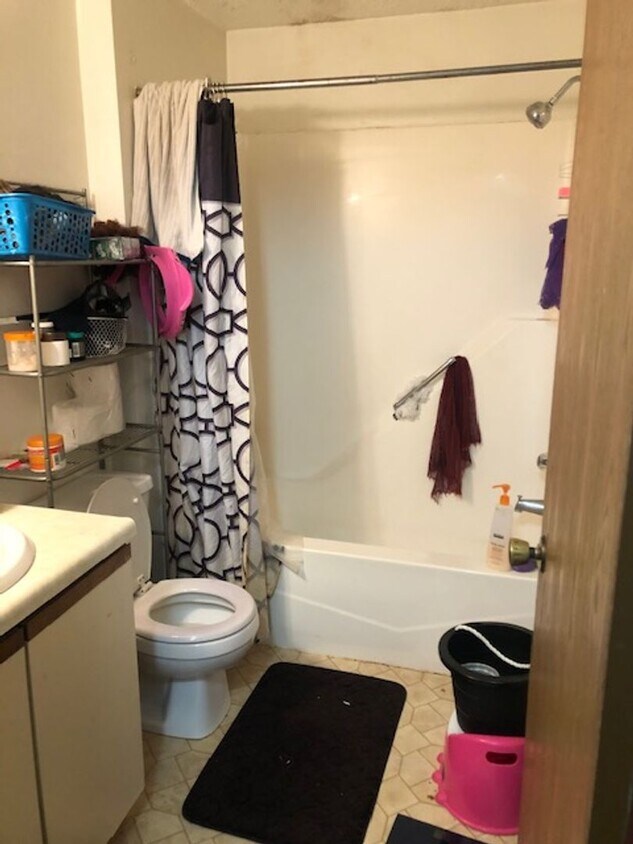 Foto del edificio - 2 Bedroom Condo Available 2026