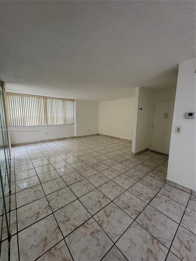Building Photo - 6841 SW 147th Ave