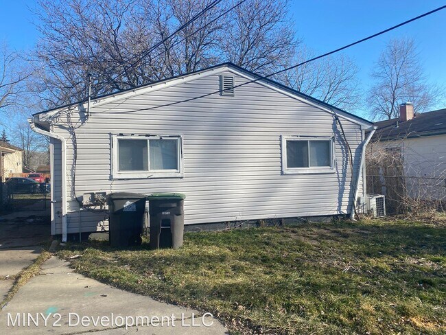 Foto del edificio - 3 br, 1 bath House - 14212 McGuire St.