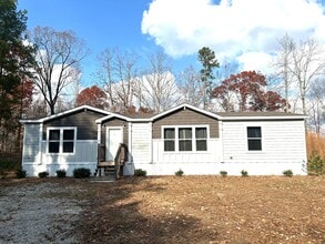 Building Photo - 1232 Everett Mountain Rd