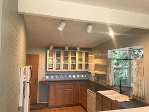 Building Photo - 18736 53rd Ave NE