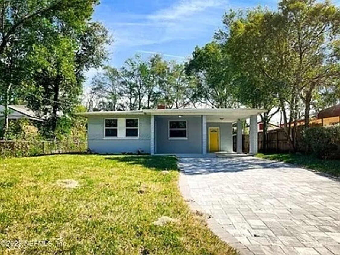 Primary Photo - 3 Bedroom Single Family Home in Jacksonville