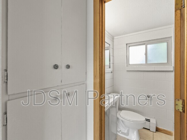 Foto del edificio - 2860 W 32nd Ave