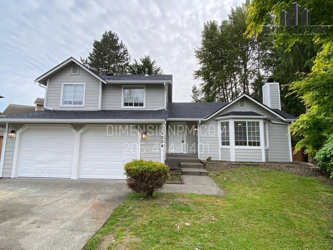 Primary Photo - Stylishly Renovated Home with Private Back...