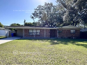 Building Photo - 907 Skyview Dr