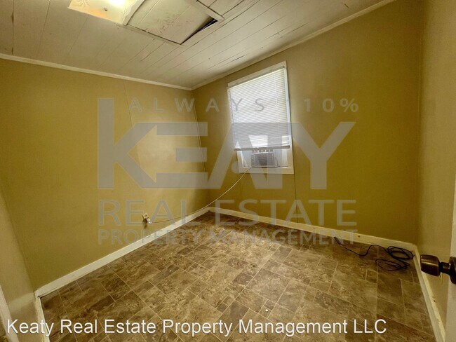 Building Photo - 2 br, 1 bath House - 219 Edison Street