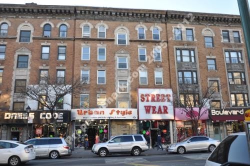 Primary Photo - 1027 Southern Blvd