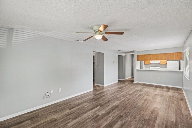 Foto del edificio - 2280-2286 Fox Hollow Dr.