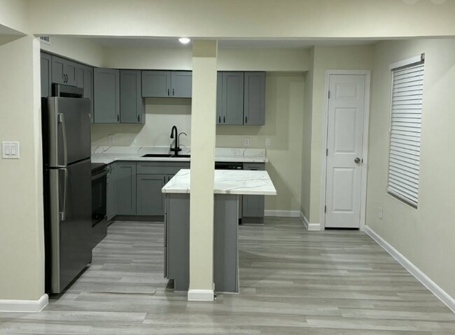 Foto del edificio - 355 N 18th St