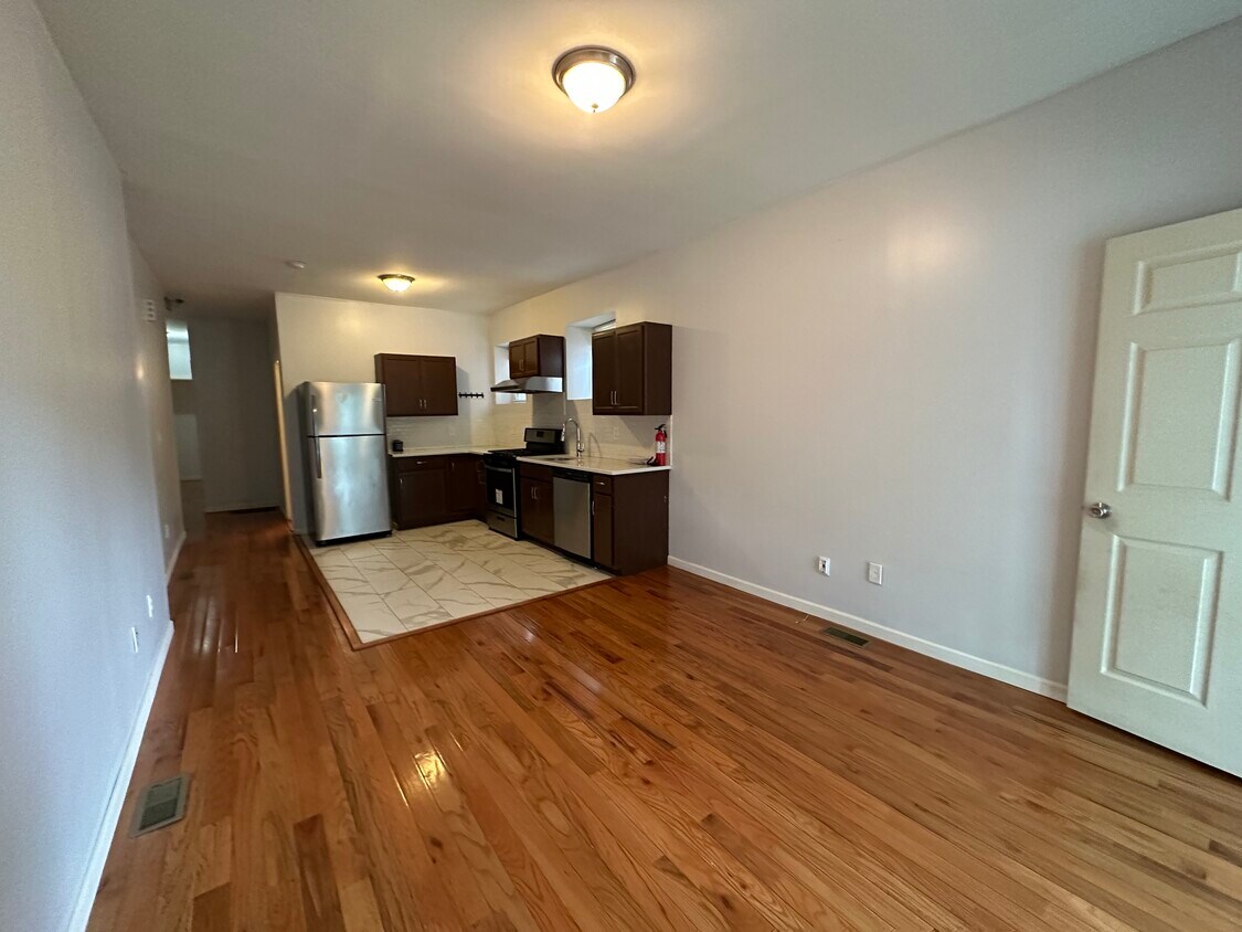 Foto principal - 5029 Chestnut St