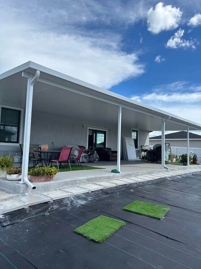 Otra vista de la terreza - 8036 Oakleaf Cir