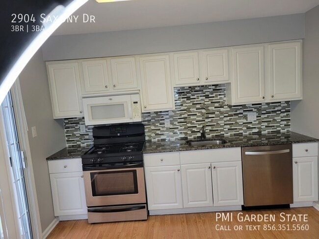 Photo - 2904 Saxony Dr House