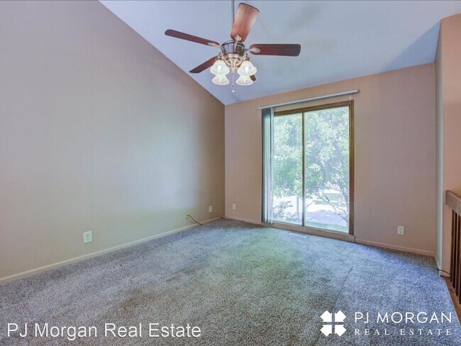 Foto del edificio - 3 br, 2 bath House - 3724 S. 153rd St.