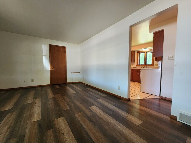 Foto del edificio - Side by Side Duplex