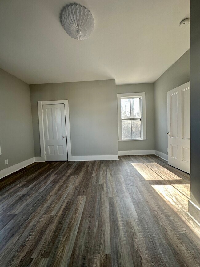 Building Photo - 187 Neponset Ave