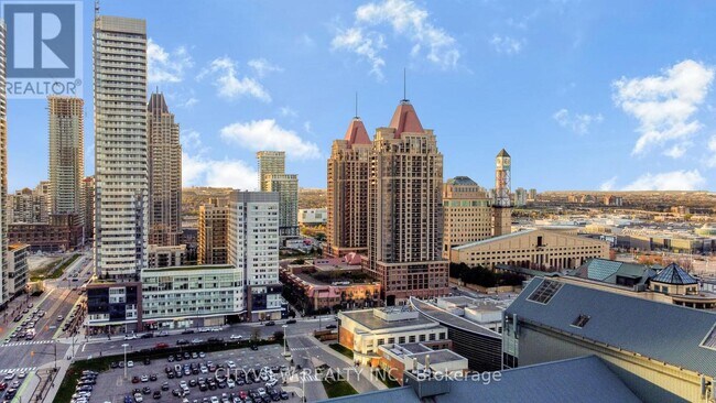 Photo du bâtiment - 4065 Confederation Pkwy