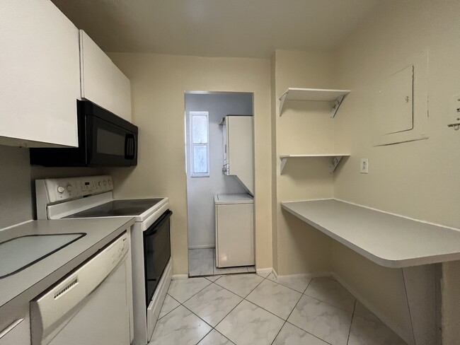 Photo - 8051 S Colony Cir Townhome