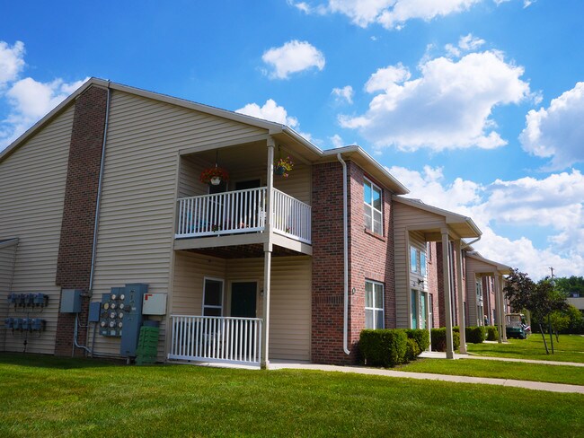 Canterbury House Apartments - Jackson Apartments - Jackson, MI