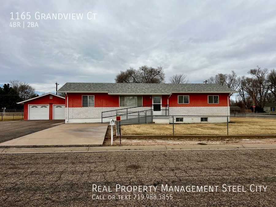 Primary Photo - 1165 Grandview Ct