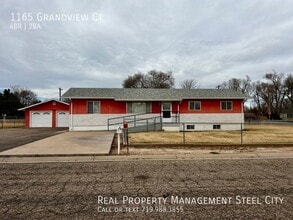 Building Photo - 1165 Grandview Ct