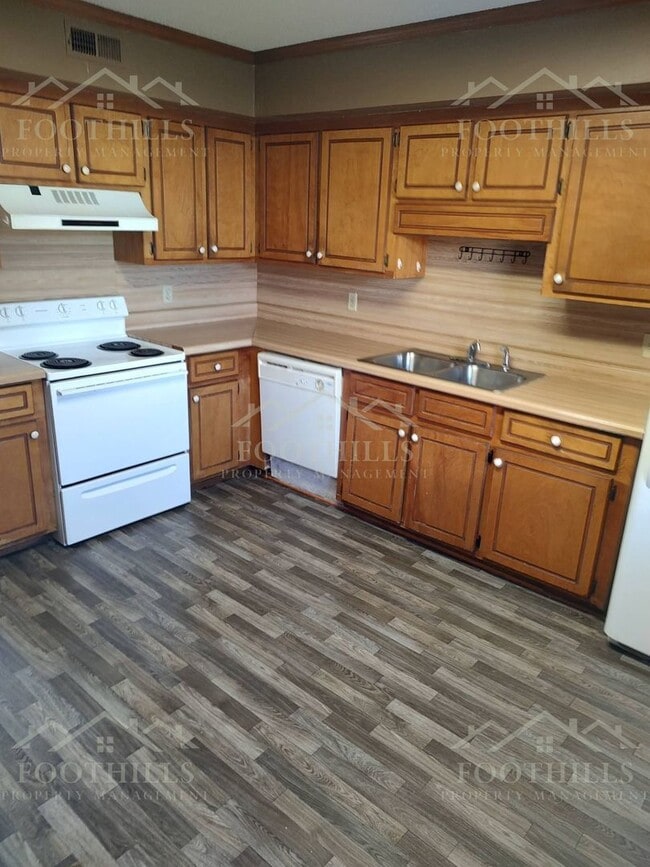 Foto del edificio - 118 New Prospect Church Rd