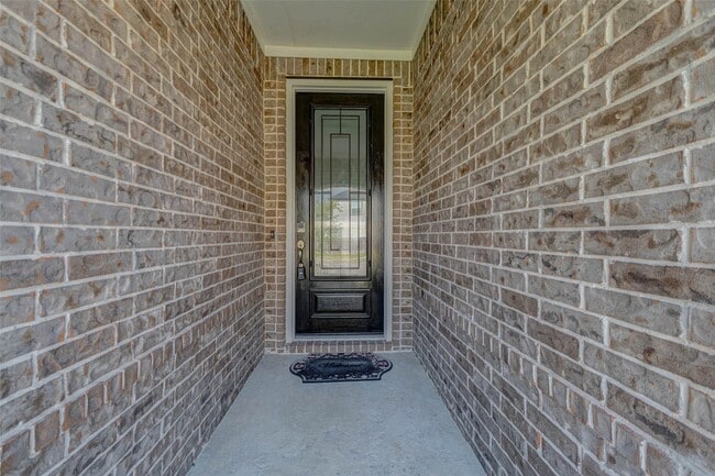 Building Photo - 7919 Chantilly Mnr