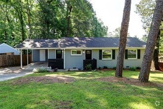 Building Photo - 4985 Crowe Dr SE
