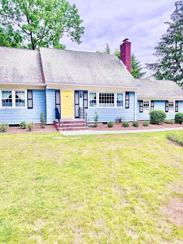 Foto principal - 91 Haring Dr